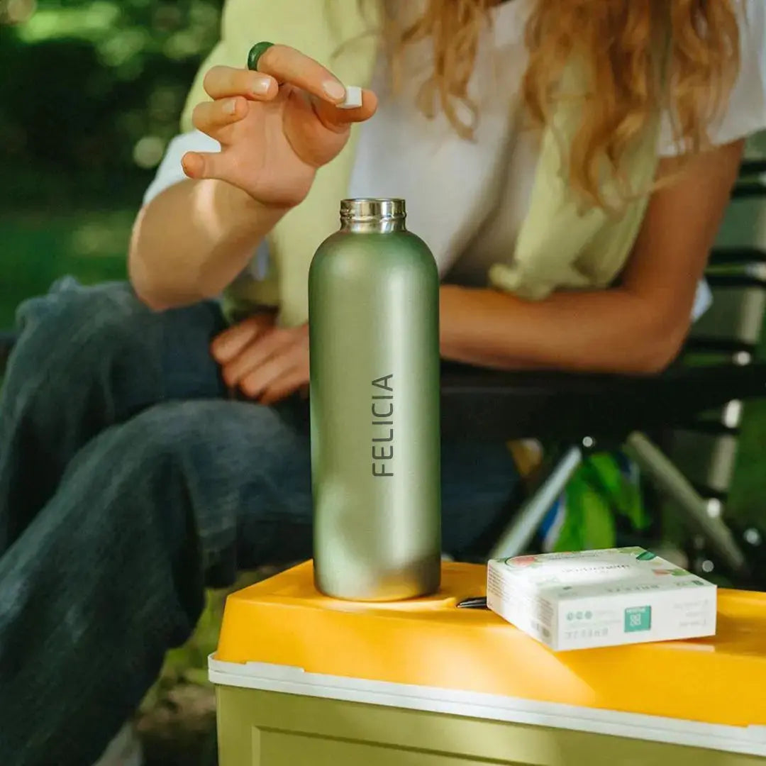 Thermos with temperature indicator