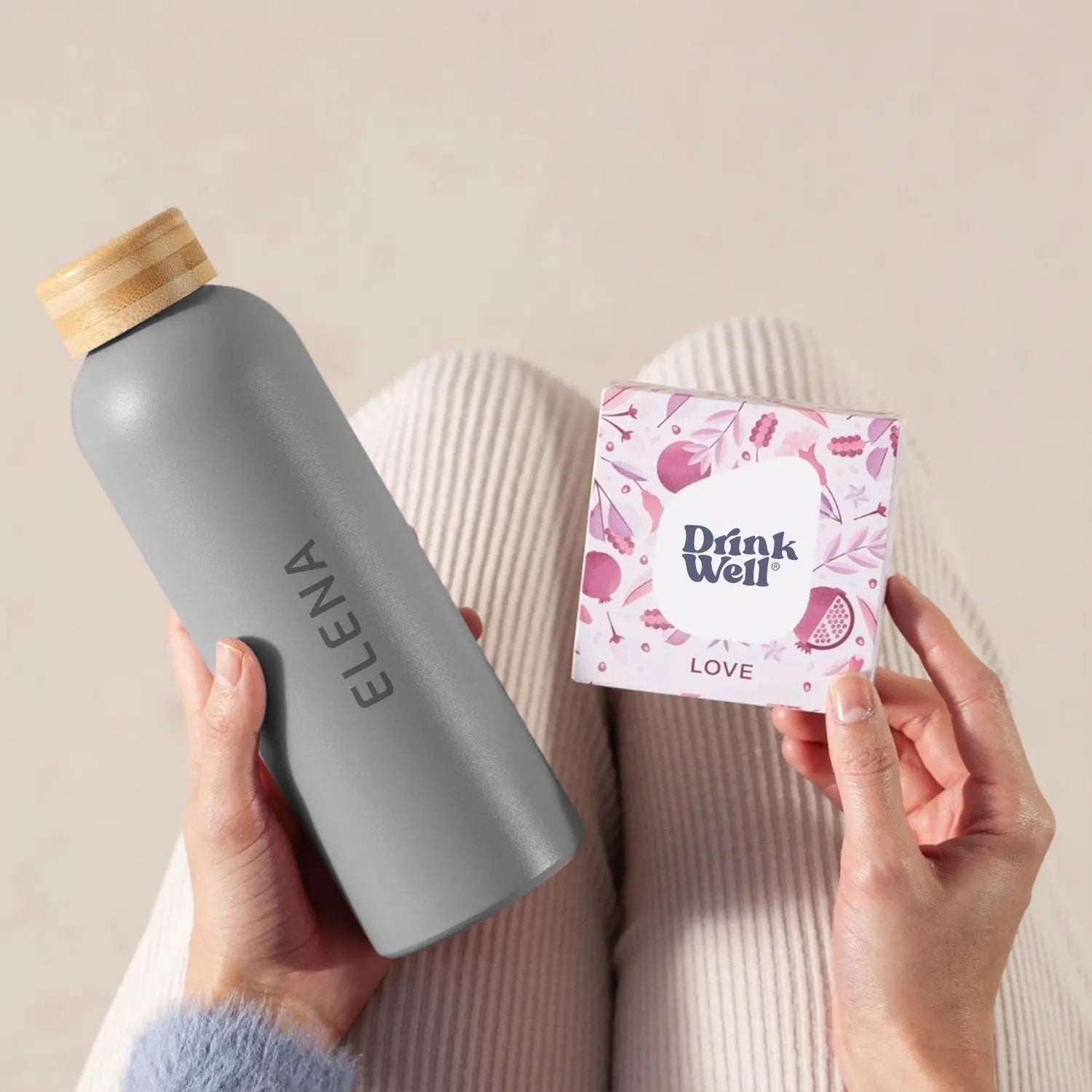 Thermos with temperature indicator