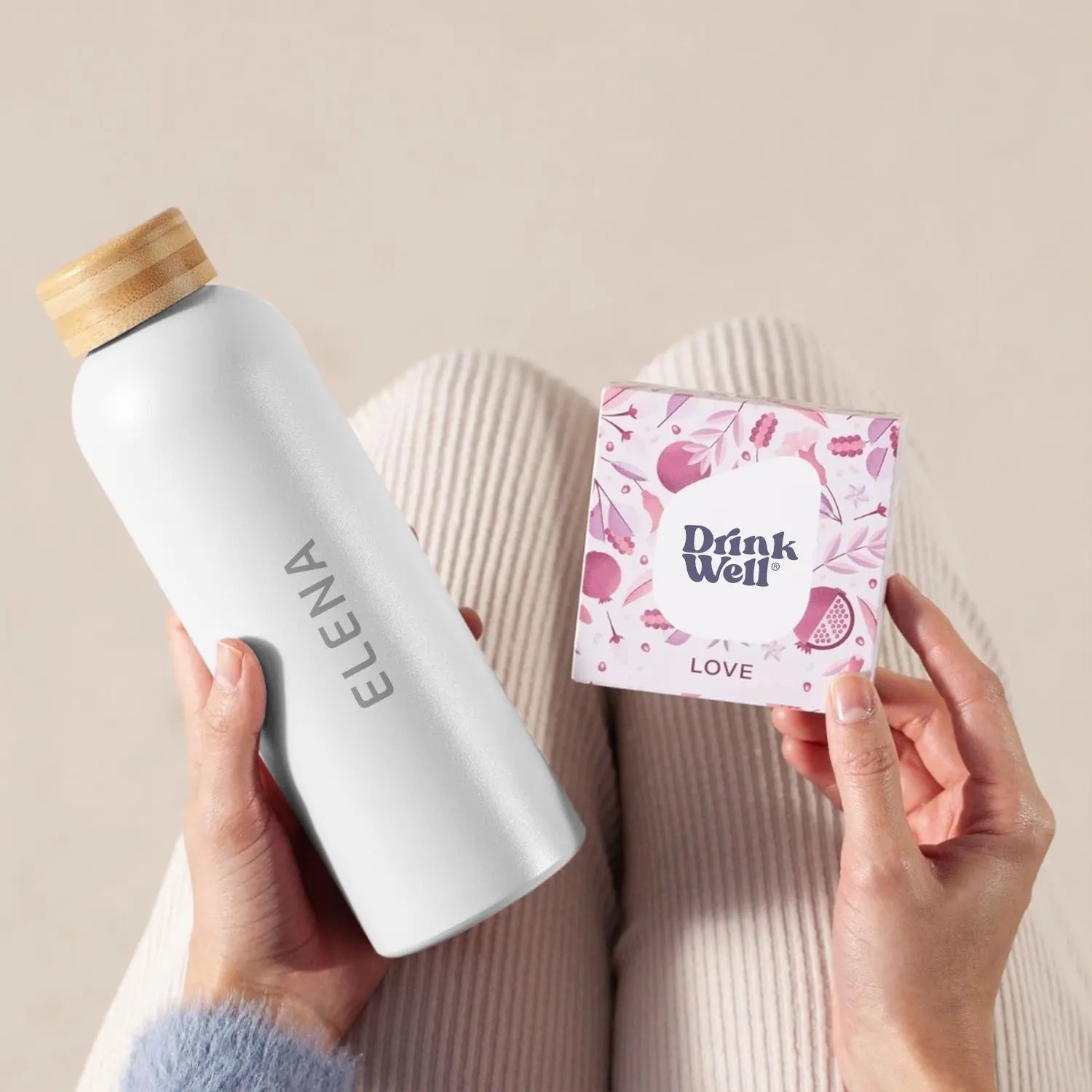 Thermos with temperature indicator