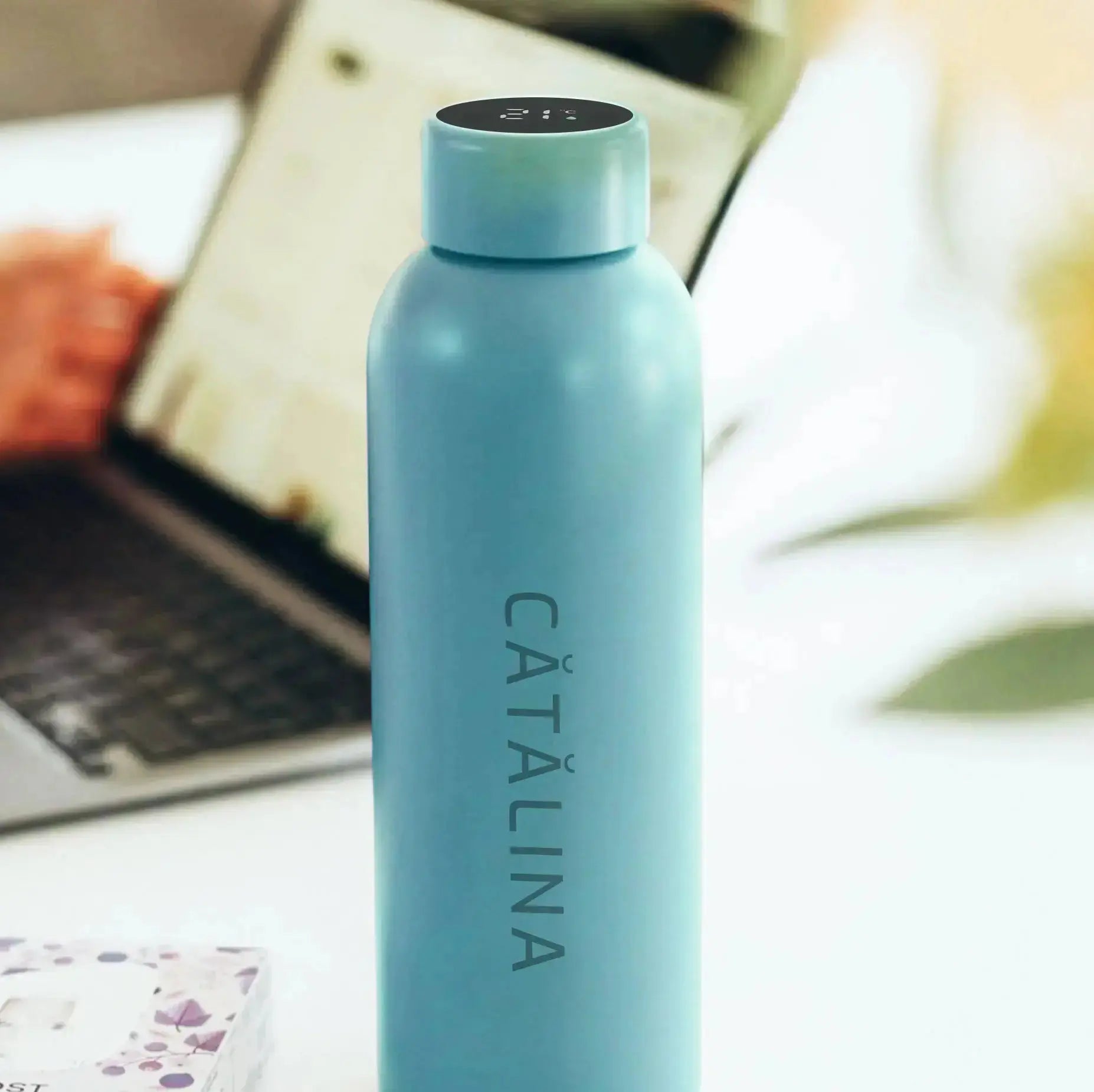 Thermos with temperature indicator