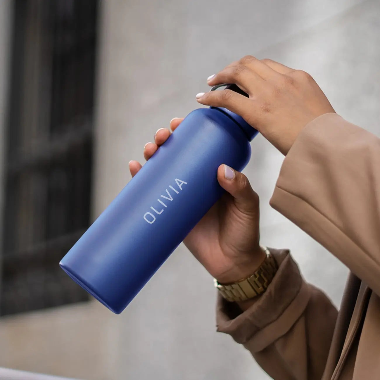 Thermos with temperature indicator