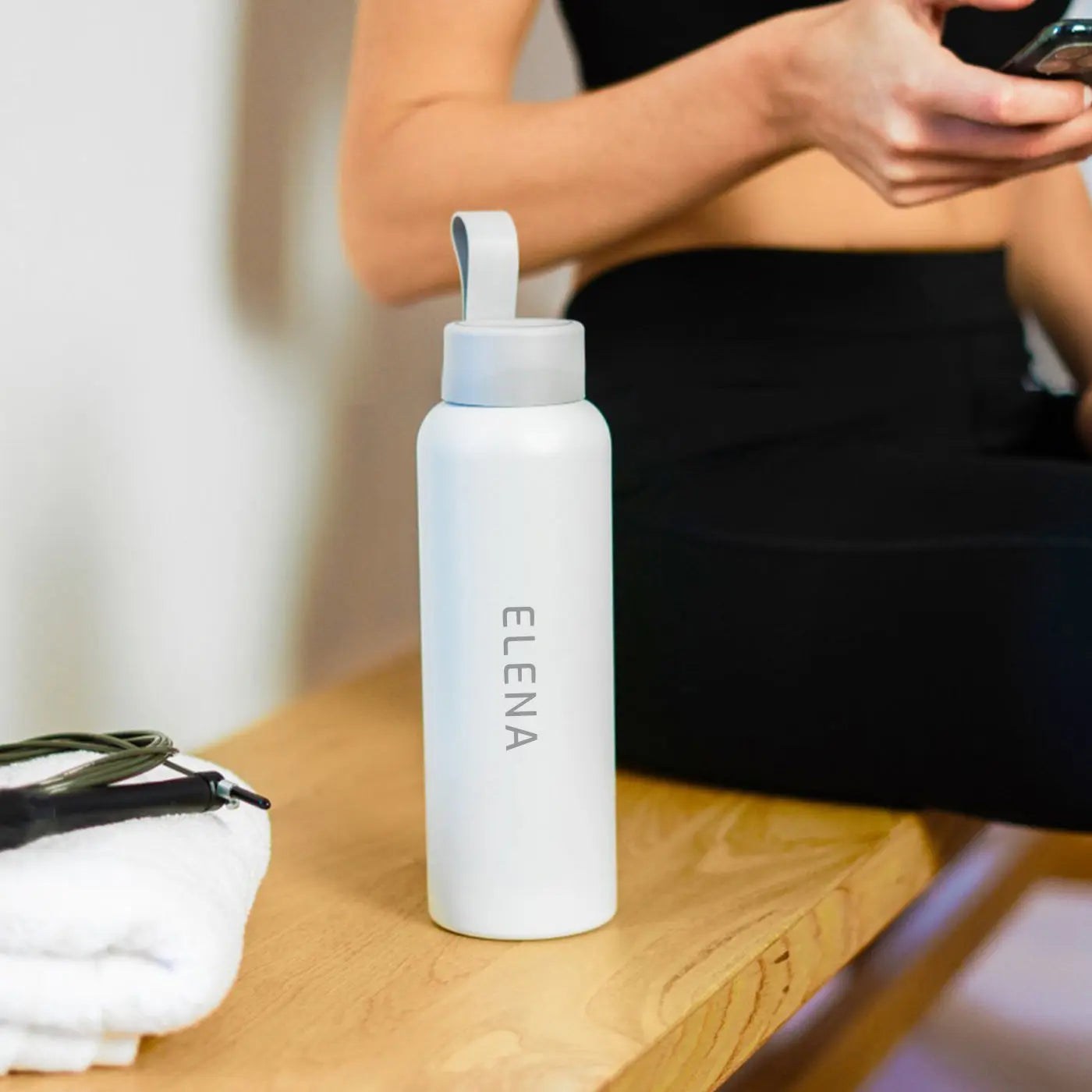 Thermos with temperature indicator
